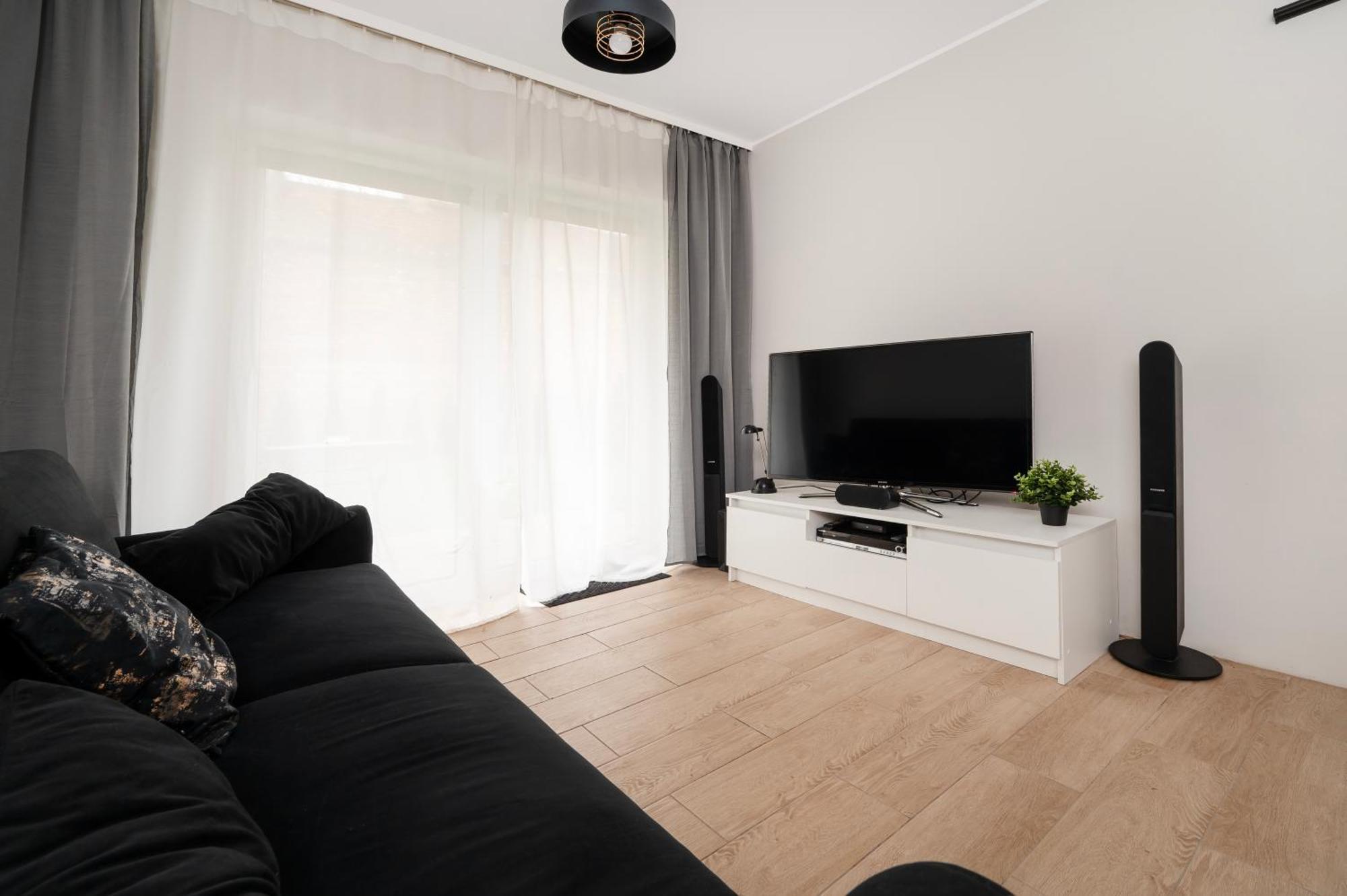 Hideaway Apartment - Terrace With Garden & Parking- By Rentujemy Łódź Dış mekan fotoğraf